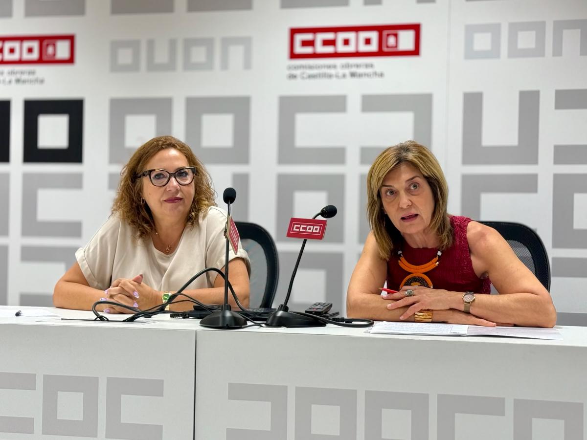 Ana Delgado y Carmen Juste presentan la sentencia que da la razón al personal laboral con los días de asuntos particulares