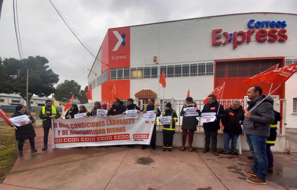 CCOO vuelve a denunciar la falta de calefaccin y de climatizacin en el centro de clasificacin de Correos Express de Albacete